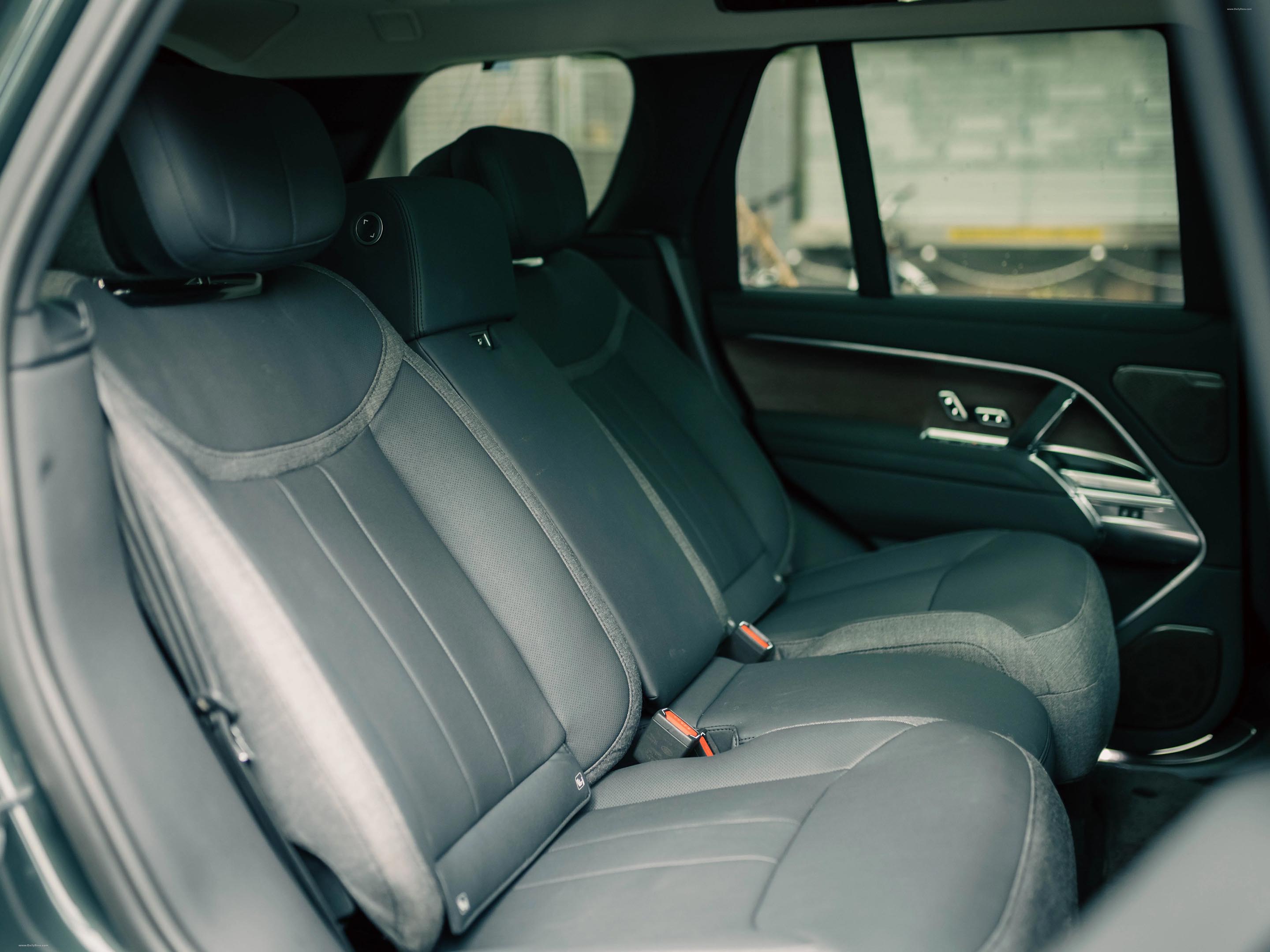 2023 Land Rover Range Rover Japanese Version Stunning HD Photos, Videos, Specs, Features